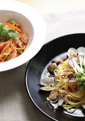 簡単同時調理！ナポリタン・ペペロンチーノ-レシピのメイン写真