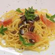 丸干しと生ハムのパスタ