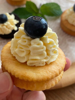 クリームチーズクリーム 卵黄入り-レシピのメイン写真