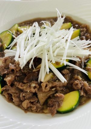男子が喜ぶ牛肉のオイスター旨煮-レシピのメイン写真