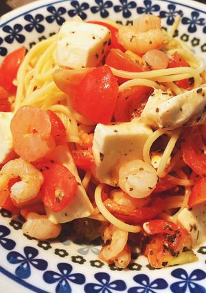 モッツァレラトマトとエビの冷製パスタ-レシピのメイン写真