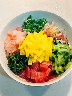 余り物を沢山のせて ご馳走バクダン納豆-レシピのメイン写真