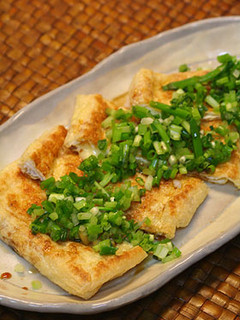 カリっとトロっと♪油揚げチーズのおつまみ-レシピのメイン写真