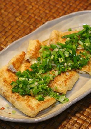 カリっとトロっと♪油揚げチーズのおつまみ-レシピのメイン写真