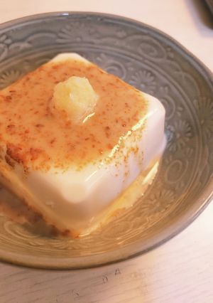 がりごま冷奴(写真はチューブのしょうが)-レシピのメイン写真