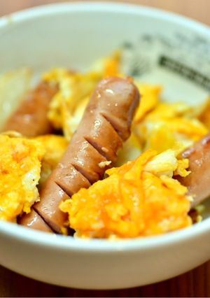 簡単！朝食にもふんわり卵とウインナー玉葱-レシピのメイン写真