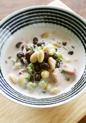 大豆と小豆入り☆具沢山ミルクスープ♪-レシピのメイン写真