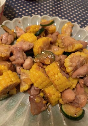 鶏もも肉ととうもろこしのバター炒め-レシピのメイン写真