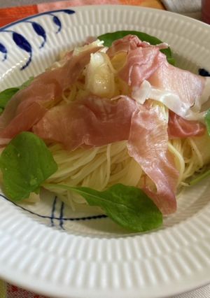 桃と生ハムのカッペリーニ-レシピのメイン写真