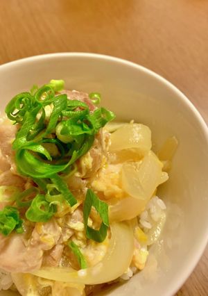 初心者でも簡単！みんな大好き親子丼-レシピのメイン写真