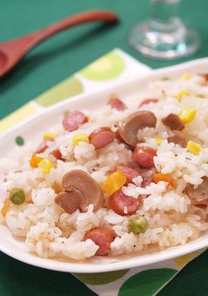 超簡単！炊飯器で彩りピラフ-レシピのメイン写真