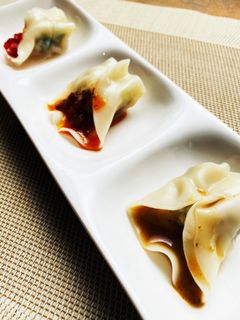 3つの味で食べるニラ水餃子-レシピのメイン写真