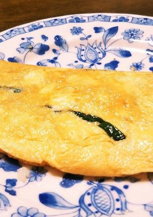 ニラ玉チーズオムレツ-レシピのメイン写真