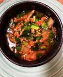 豚ひき肉とニラのキムチ煮込みスープ