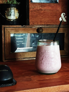 おうちカフェ★いちごシェイク-レシピのメイン写真