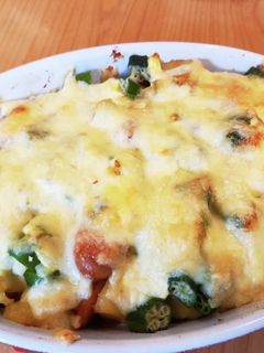 ジャーマンポテトとオクラのチーズ焼き-レシピのメイン写真
