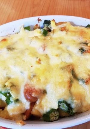 ジャーマンポテトとオクラのチーズ焼き-レシピのメイン写真