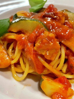 パンチェッタと夏野菜のトマトパスタ-レシピのメイン写真
