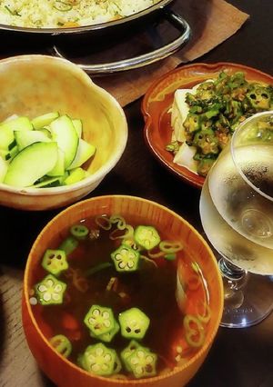 梅とわかめのお吸物-レシピのメイン写真