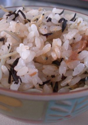 覚書き　ひじきの炊き込みご飯♪-レシピのメイン写真