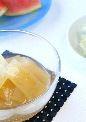 捨てないで!すいかの皮はむくみ効果あり♪-レシピのメイン写真