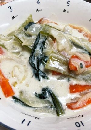 サーモンとチンゲン菜のクリーム煮-レシピのメイン写真