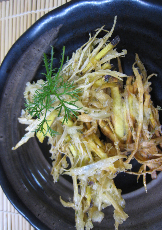 秋の味覚♪ごぼうとさつま芋のかき揚げ-レシピのメイン写真