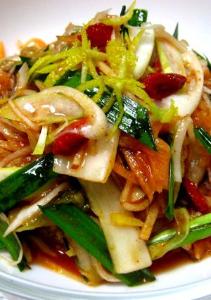 りんごと冬野菜たっぷり　サラダ風キムチ-レシピのメイン写真