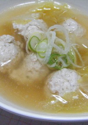 白菜とふわふわ鶏団子のスープ-レシピのメイン写真