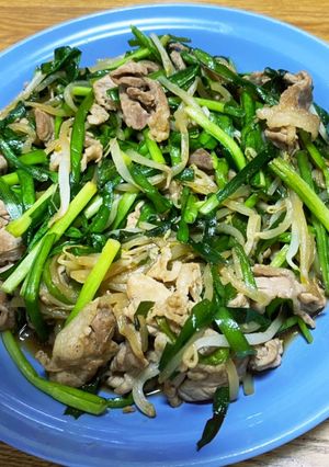 豚肉もやしニラ炒め-レシピのメイン写真