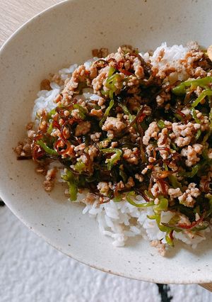 簡単！塩こんぶ ピーマン丼-レシピのメイン写真