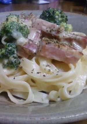 シチューハーフとろけるシチューでパスタ-レシピのメイン写真