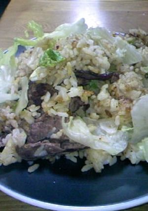 牛肉とレタスのオイスターソース炒飯-レシピのメイン写真
