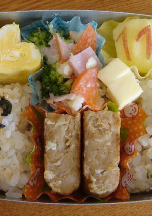 11月12日のお弁当のりんご-レシピのメイン写真
