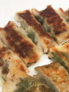 余った餃子の皮で旨い一品!豚しそ包み焼き-レシピのメイン写真