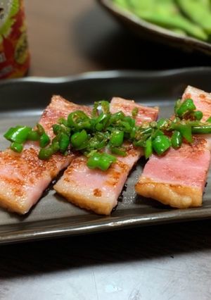 ベーコンステーキ　青唐辛子のせ(激辛)-レシピのメイン写真