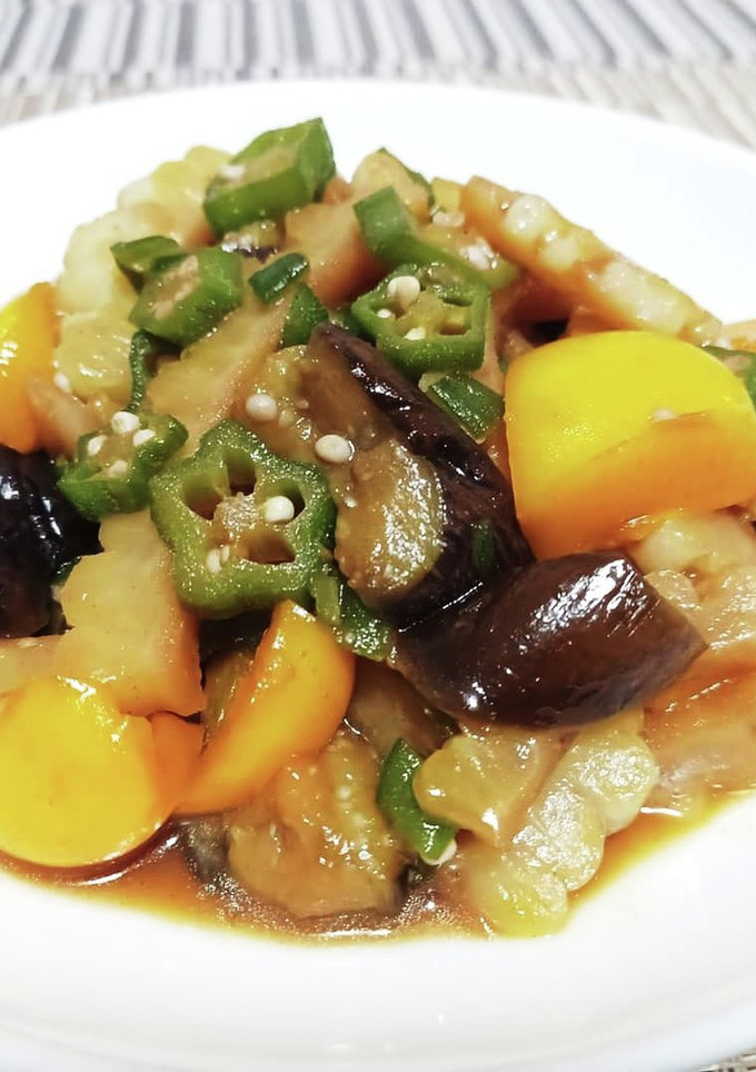 超簡単！白ゴーヤと夏野菜の味噌炒め！！-レシピのメイン写真