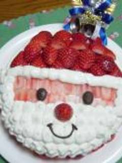 サンタさんいっぱいのクリスマスケーキ☆ by プチほのか サンタさんいっぱいのクリスマスケーキ☆ by プチほのか