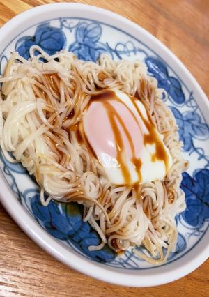 余ったそうめん消費に☆目玉焼きソース味-レシピのメイン写真