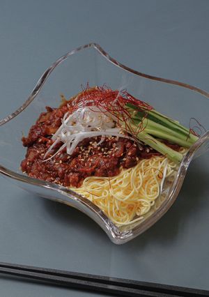 美味!濃厚ビーガン中華!トマト炸醤麺-レシピのメイン写真