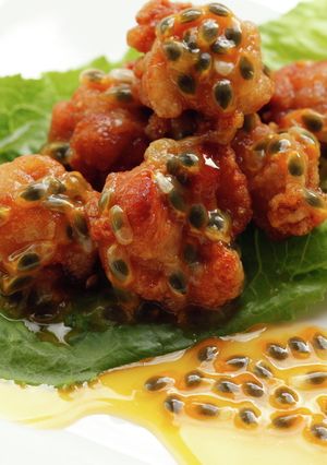 鶏唐揚げのパッションフルーツソース掛け-レシピのメイン写真