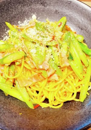アスパラとベーコンのピリ辛パスタ-レシピのメイン写真