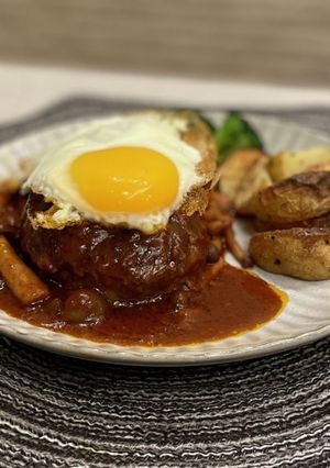 ふわふわ&ジューシー煮込みハンバーグ-レシピのメイン写真