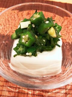 簡単で食べ応え満点♪オクラきゅうりの冷奴-レシピのメイン写真