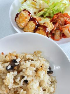 しめじとマッシュルームの炊き込みご飯-レシピのメイン写真