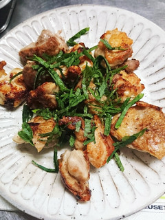 シンプルに!モモ肉焼いただけ〜☆☆☆-レシピのメイン写真