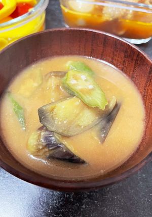 揚げナスとオクラの味噌汁-レシピのメイン写真