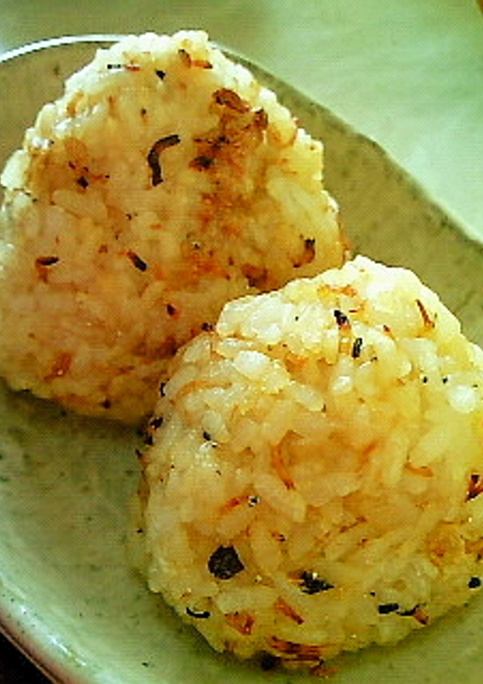 ちりめん山椒の焼きおにぎり-レシピのメイン写真