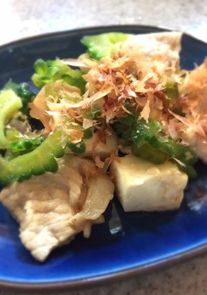 意外と簡単ゴーヤチャンプルー-レシピのメイン写真