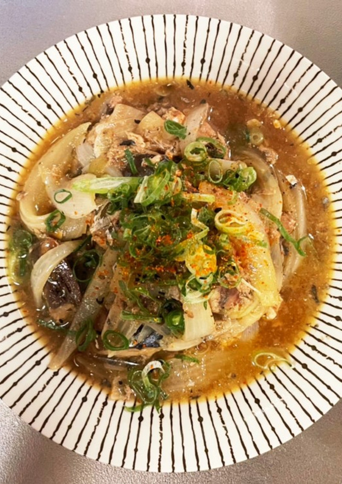 鯖の水煮缶と玉ねぎのお醤油煮-レシピのメイン写真